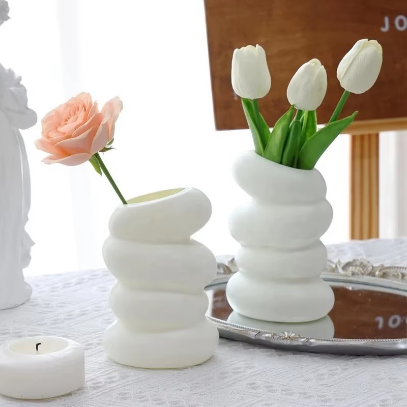 1PC Plastic Spiral White Vase  - Kitchen Appliances In White 评论和价格